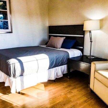The Reno 8 Motel Экстерьер фото