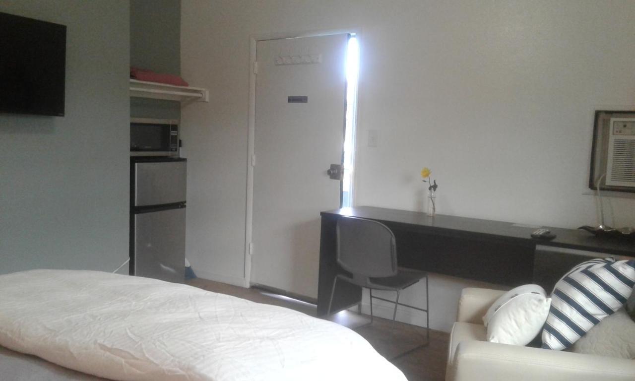 The Reno 8 Motel Экстерьер фото