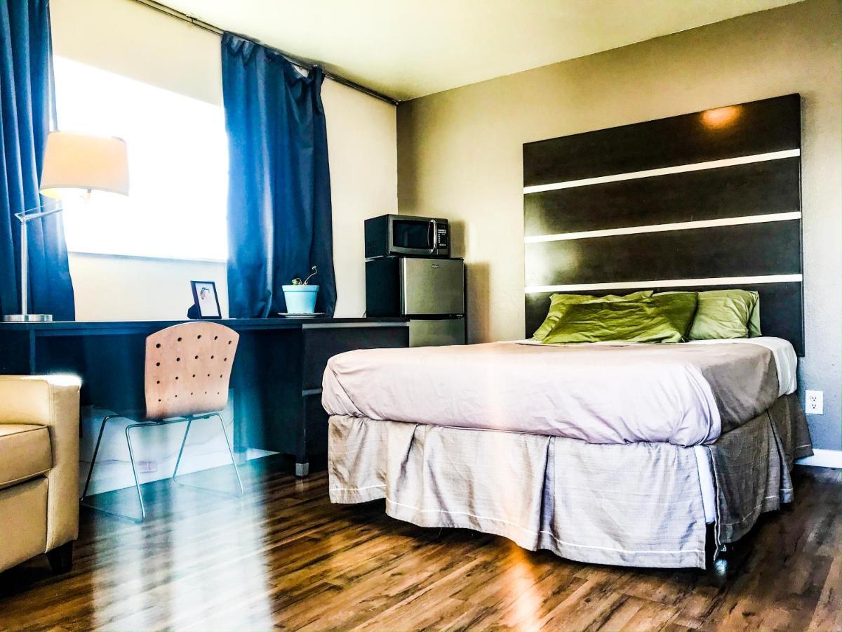 The Reno 8 Motel Экстерьер фото